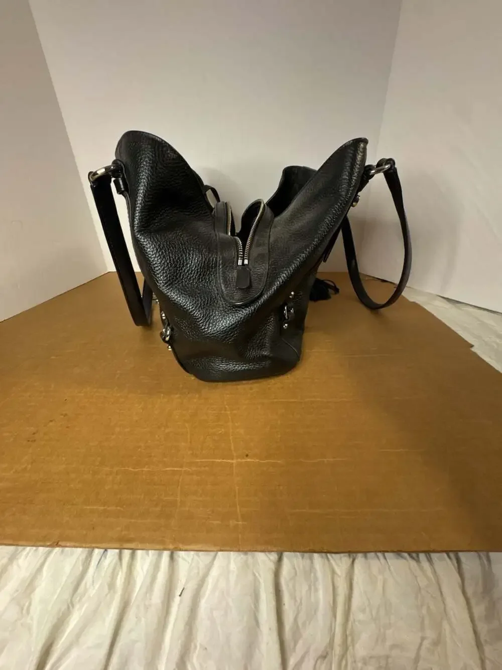 Michael Kors Carrie Large Pebble Leather Shoulder Tote Bag